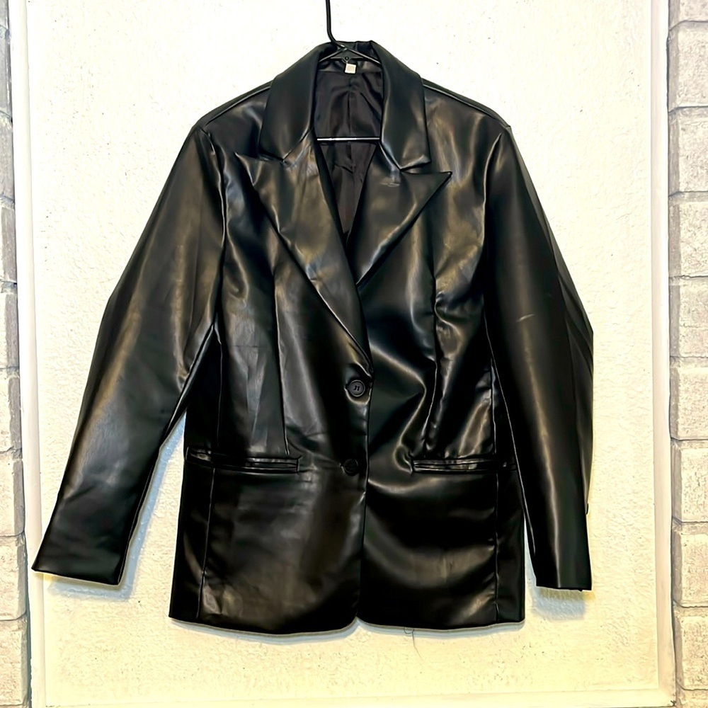 Shien faux leather black jacket with front pockets size medium